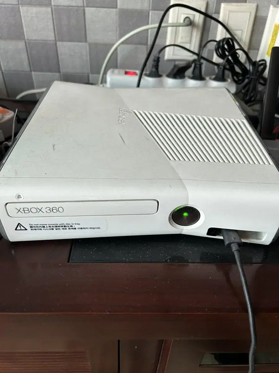 XBOX 360 판매합니다~