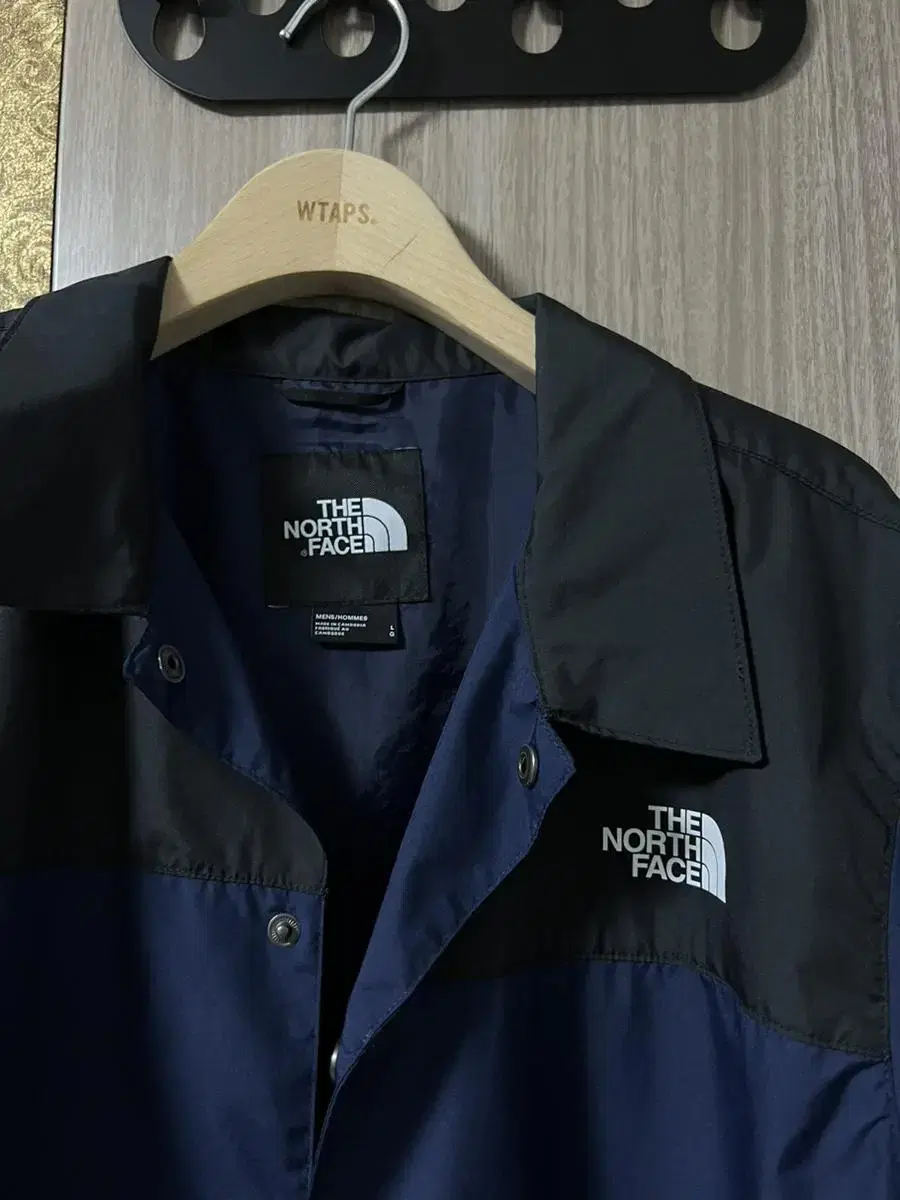 The North Face Windbreaker Windbreaker L