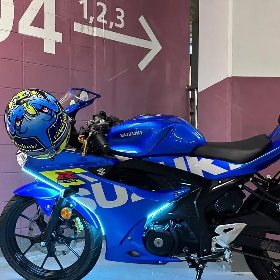 스즈키 23년식 풀튜닝 gsxr125 급처