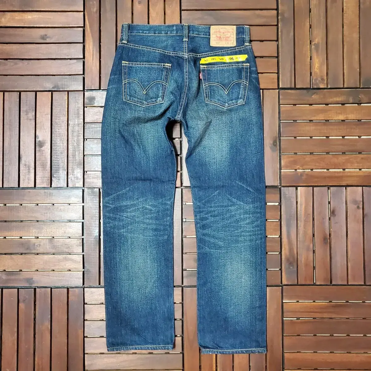 00s Levis 501 (31 inch)