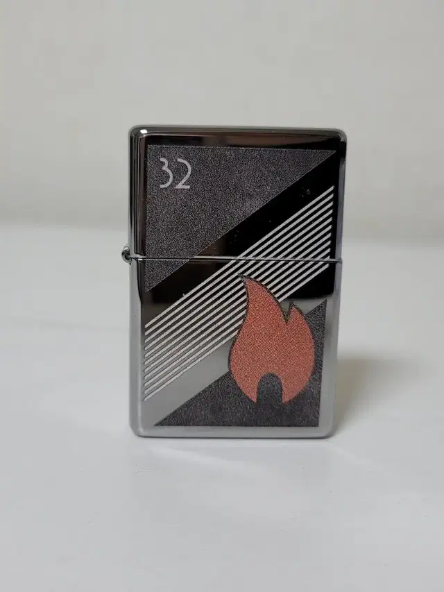 48623 ZIPPO32FLAME DESIGN 미개봉 새 지포라이터