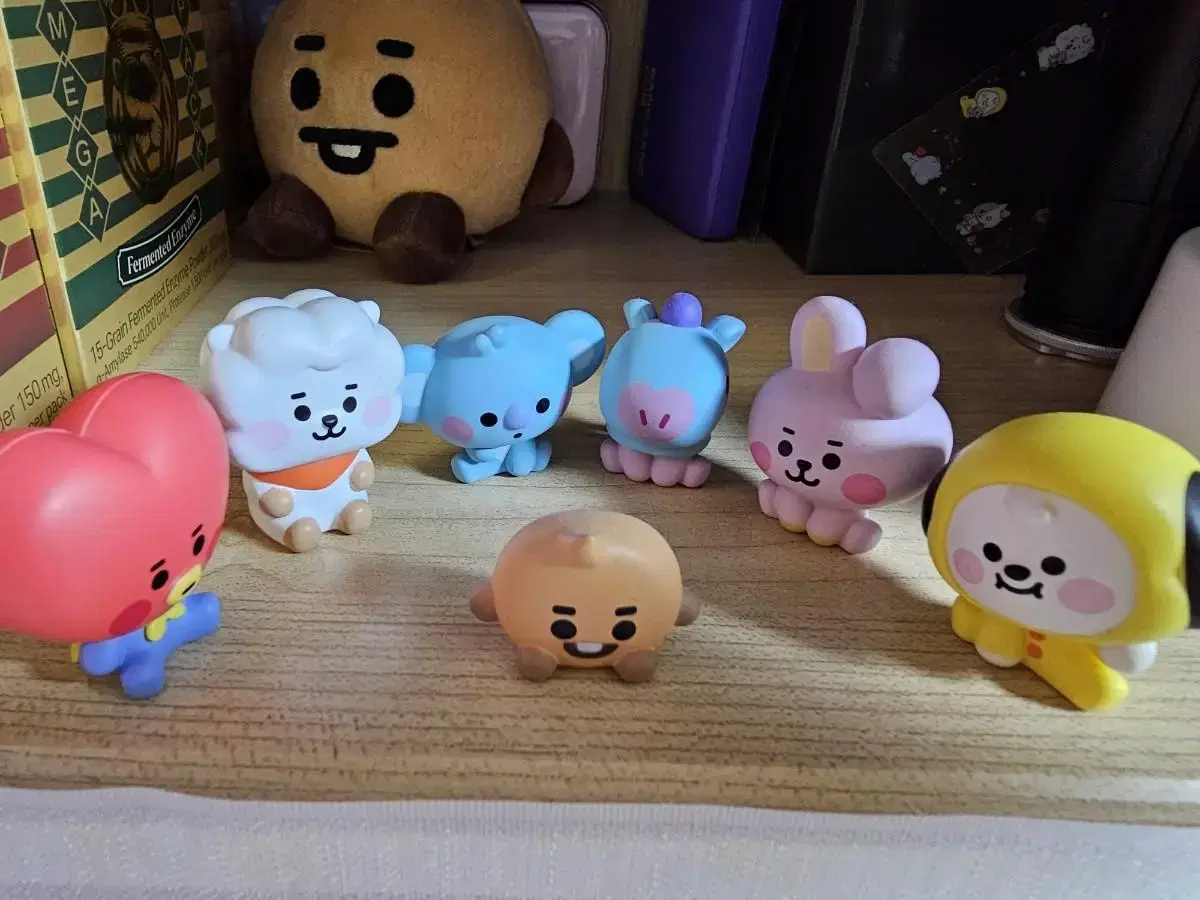 BT21 Baby Figures keyring Magnets