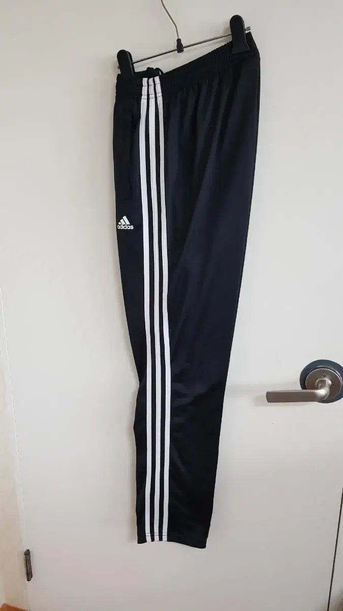 Adidas Regular Trousers D174