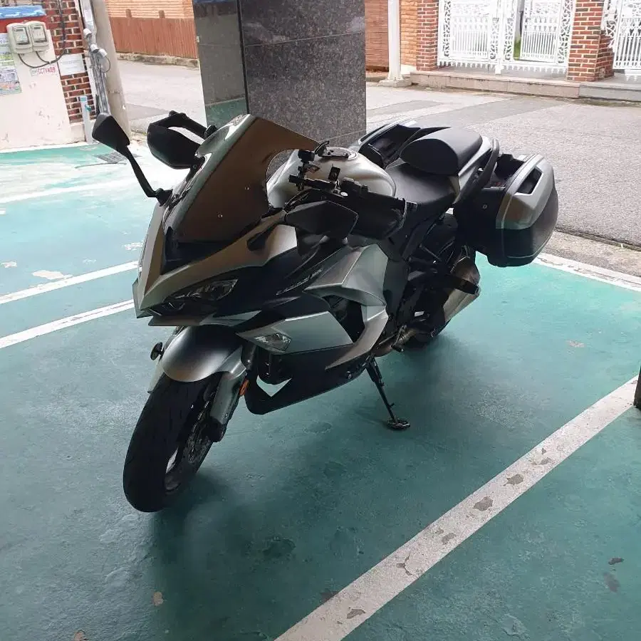 Z1000sx(은숙이)