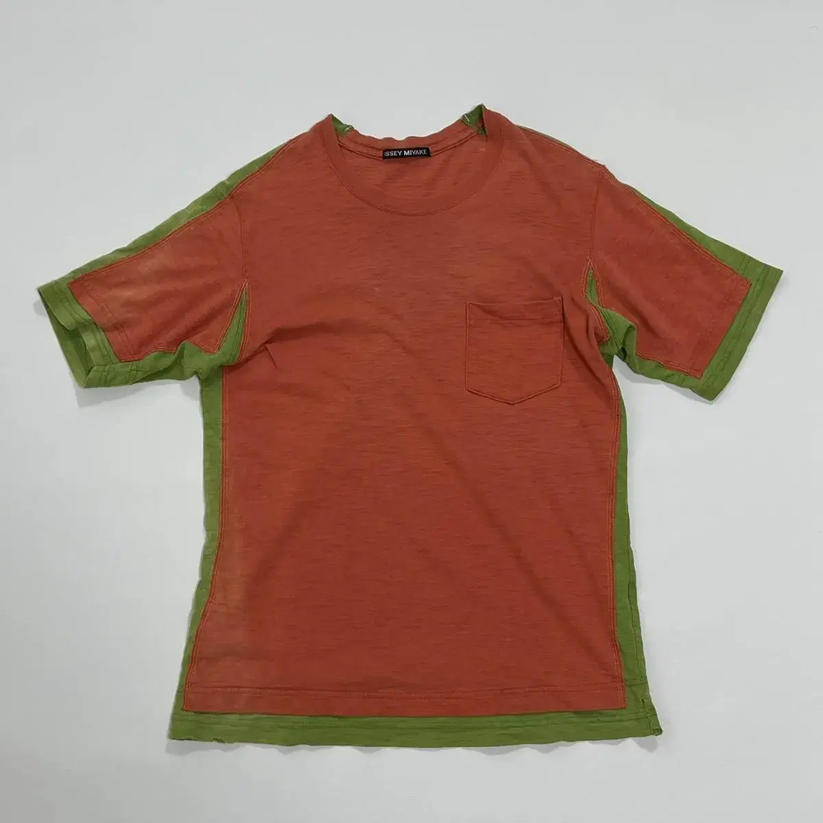 Issey Miyake Green Silhouette Vahn Short Sleeve Tee