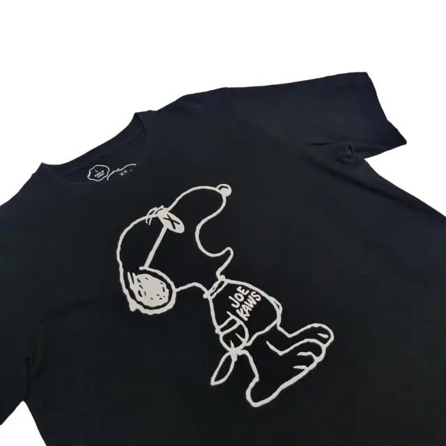 [L] KAWS x SNOOPY  T-shirts