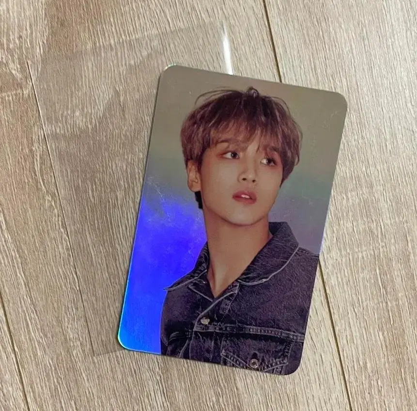 Boom WeBoom popup store Photokeyring hologram photocard Holka Haechan