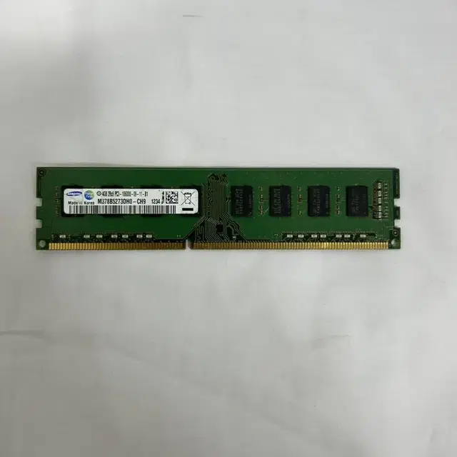 삼성 DDR3 4G 메모리 판매합니다.