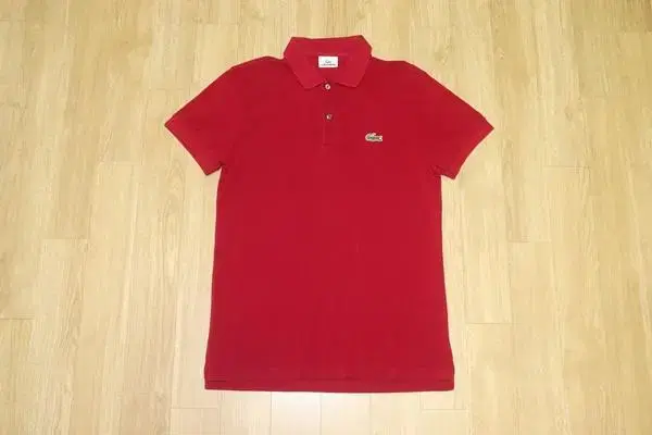 (100) Lacoste/Redwine Short Sleeve Kara T-shirt