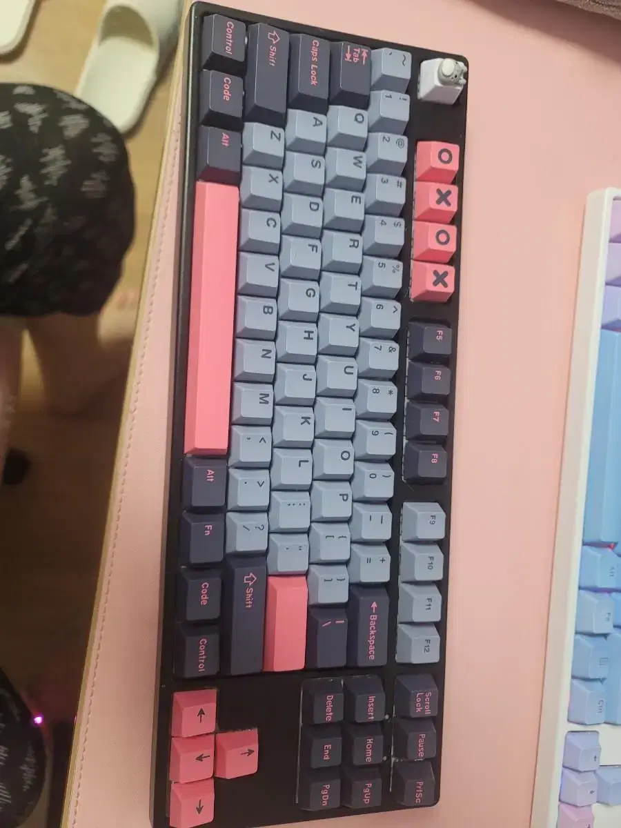 닌자87 버블축(디솔작) 키보드 팝니다