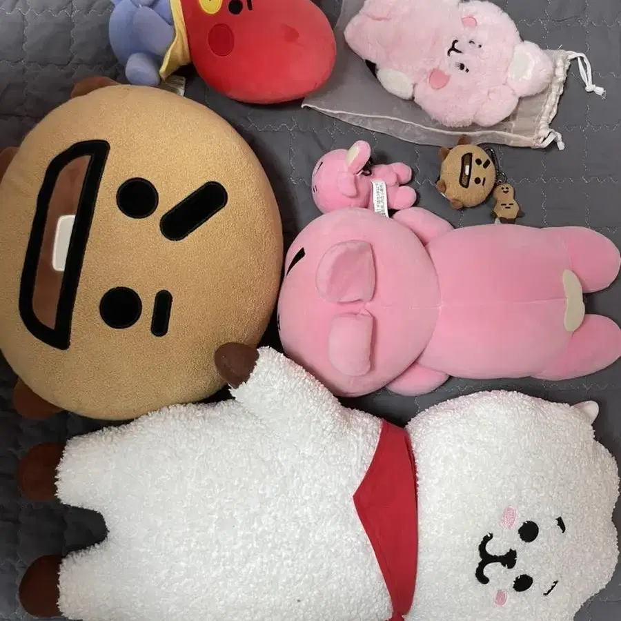 BT21 키링, 인형, 쿠션, 바디필로우