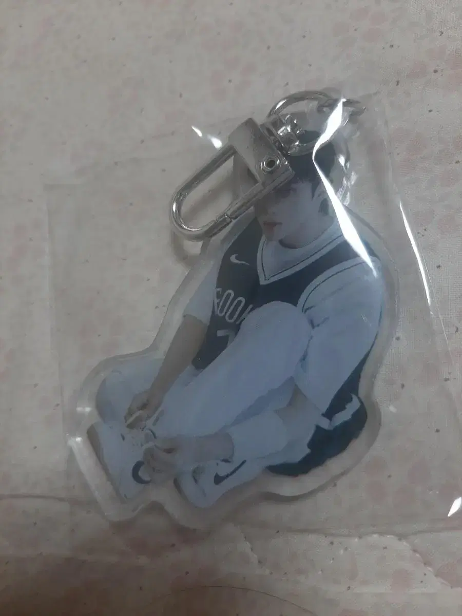 The Boyz sunwoo Mediheel Keyring