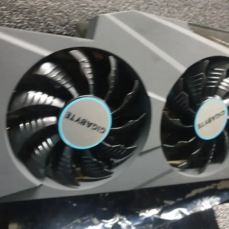 기가바이트 이글 rtx3080 엔비디아 그래픽카드 팝니다.