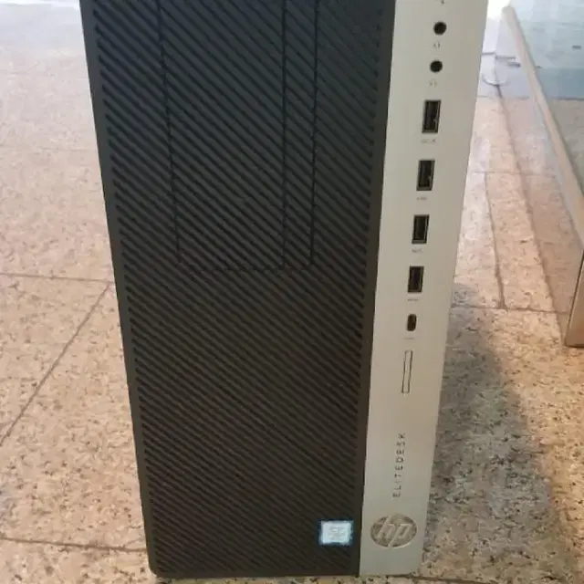 hp elitedesk 800 g3 twr 본체 대량판매합니다