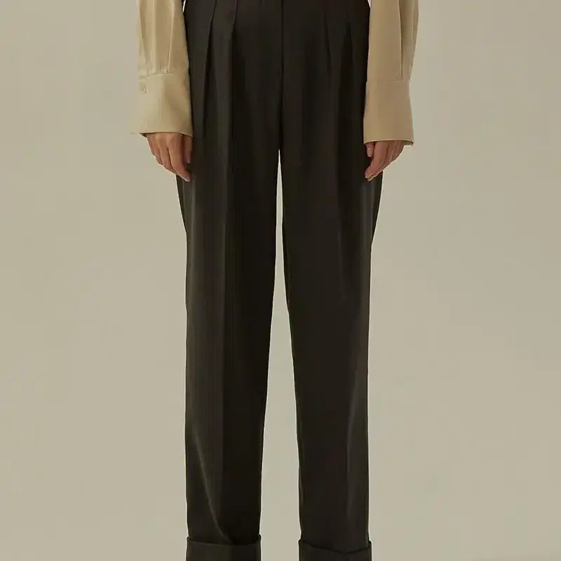 망고매니플리즈 tuck wide slacks 차콜 m original