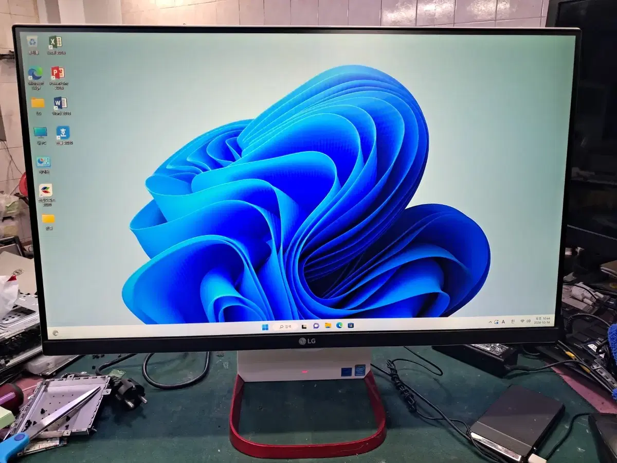LG 27인치 올인원(일체형)PC 여러대 WIN11