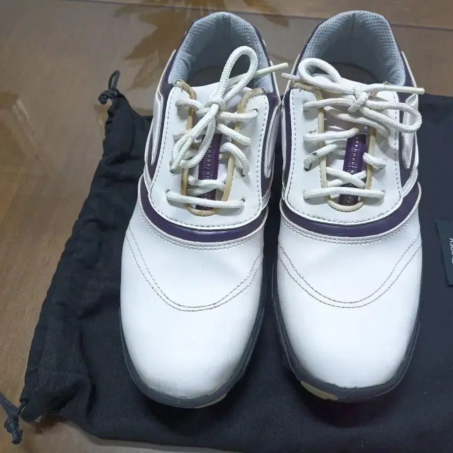 여성 아동용 FOOTJOY 230 골프화