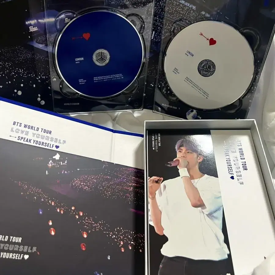 방탄소년단 럽셀 투어 런던콘 디비디 DVD 팝니다