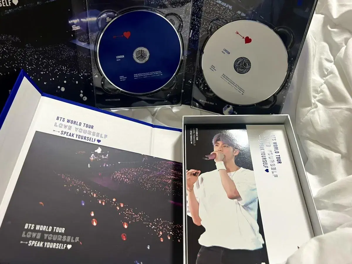 방탄소년단 럽셀 투어 런던콘 디비디 DVD 팝니다