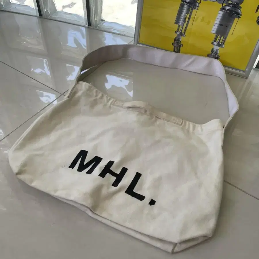 MHL 마가렛호웰 투웨이백 남자 여자 가방 크로스백