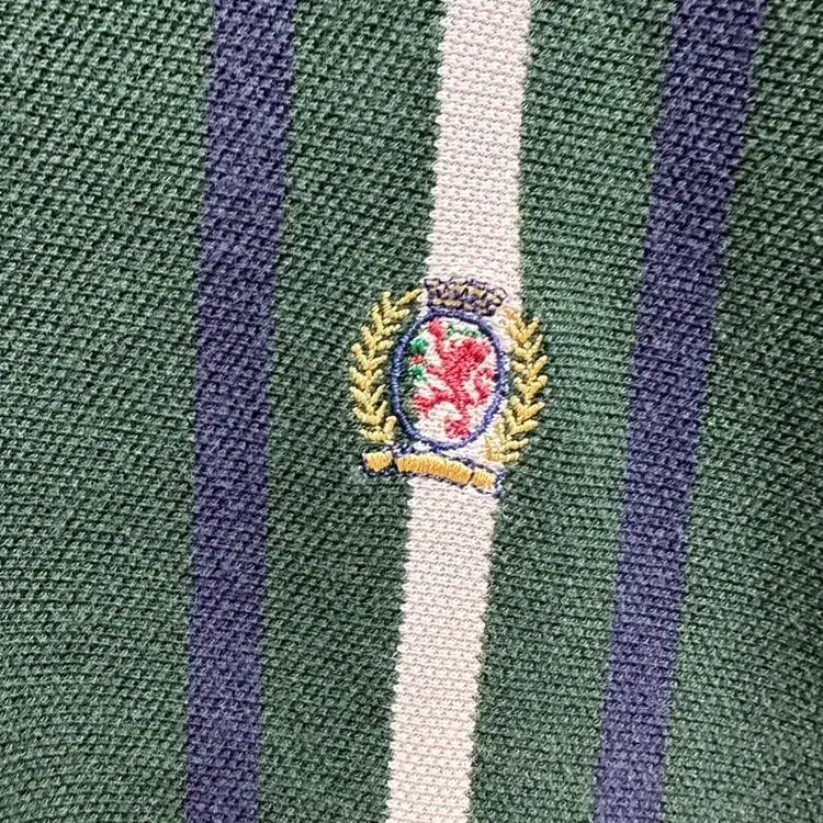 90s tommy hilfiger crest shirt 타미힐피거