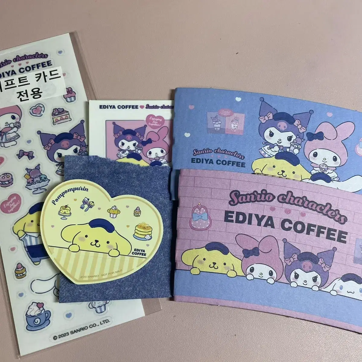 Idiya Sanrio Goods Pompompurin Maimelodi Kuromi