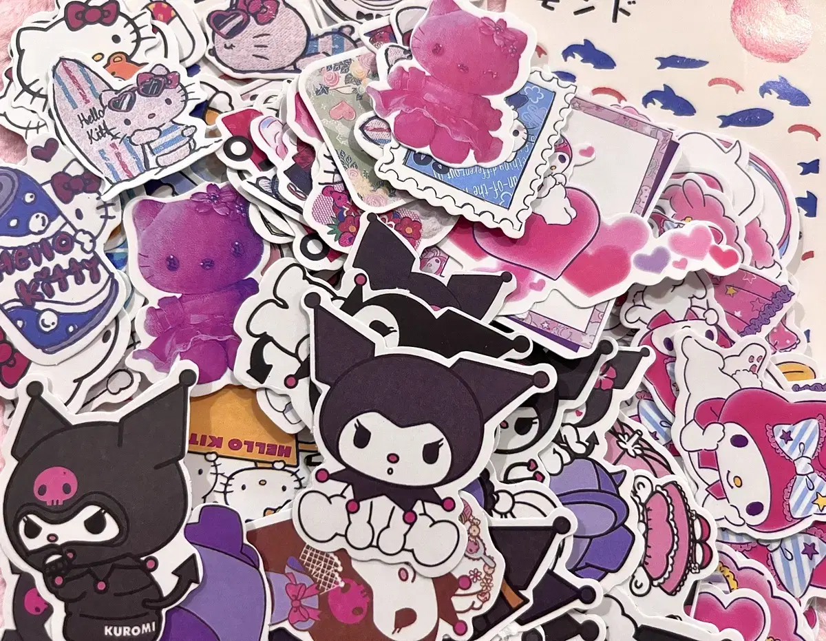 (Small quantity left) Kitty Sculpture Sticker