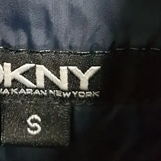 DKNY 롱패딩 판매합니다