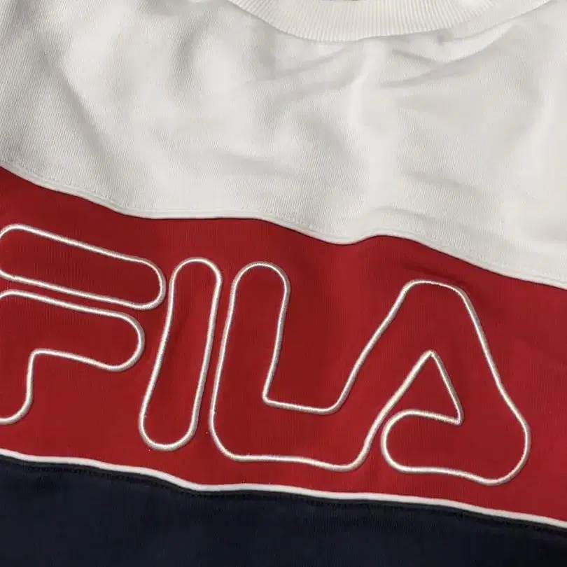 FILA 배색 맨투맨