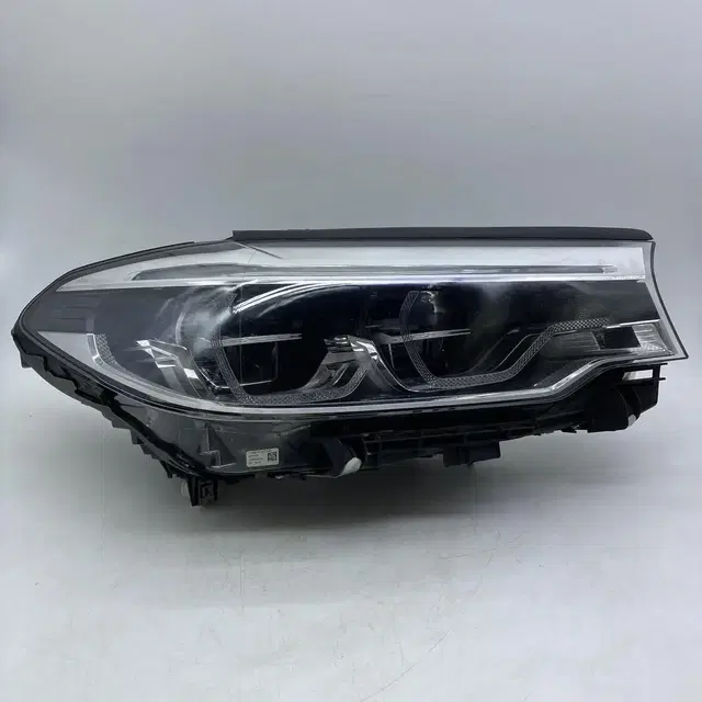 BMW 5시리즈 G30 전기형 어댑티브 LED 중고 헤드라이트 조수석