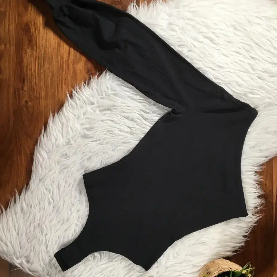 (중고)룰루레몬 원숄더 바디수트 One Shoulder Bodysuit