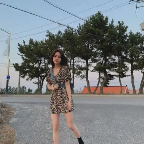 아주르 비비안 미니 드레스 ajur vivian mini dress