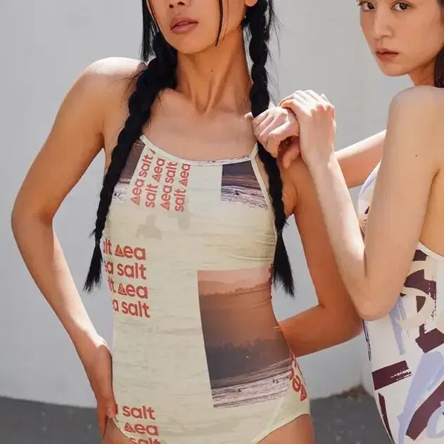 씨솔트씨수영복 V BACK COLLAGE GRAPHIC SWIM SUIT