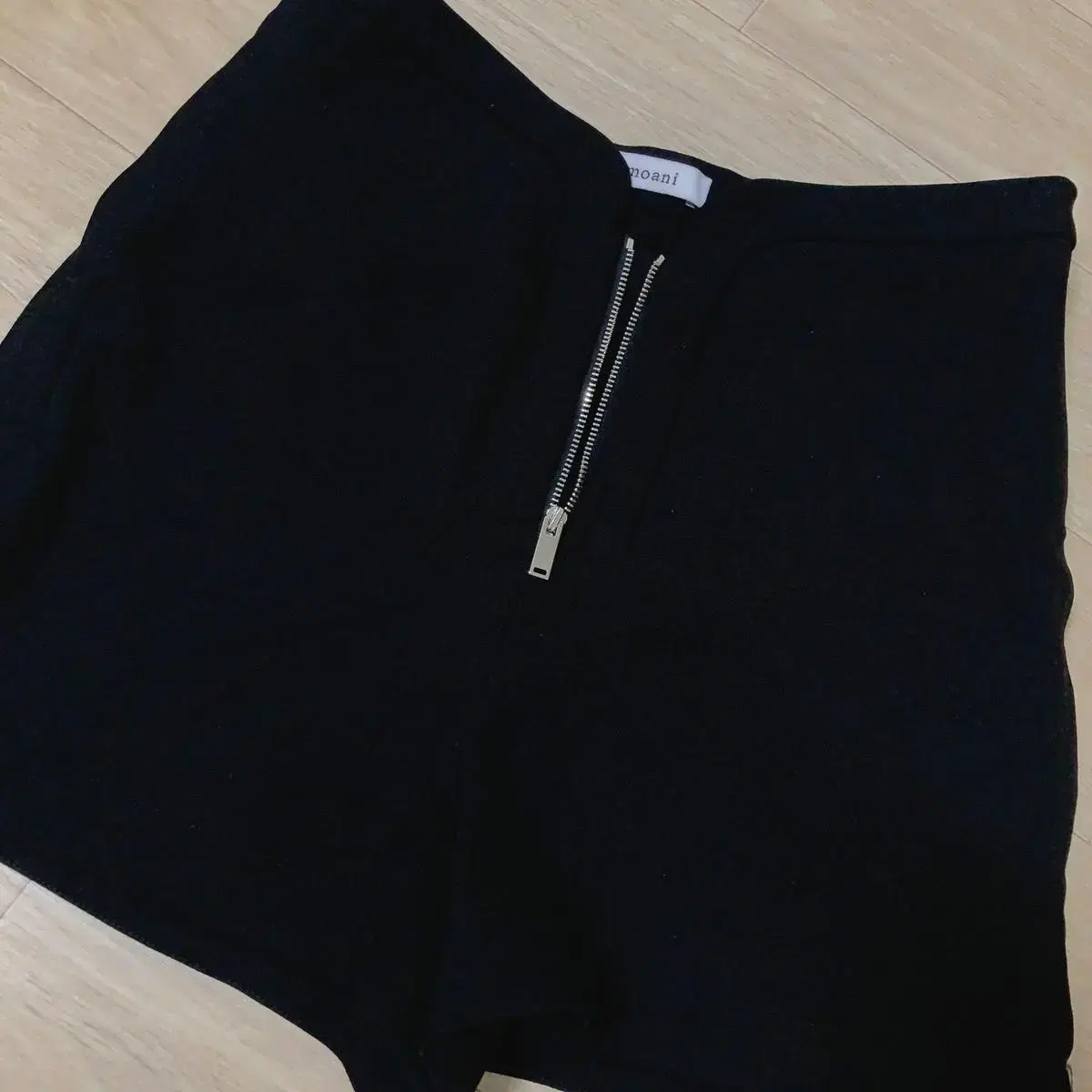 Part 3: Momani black shorts