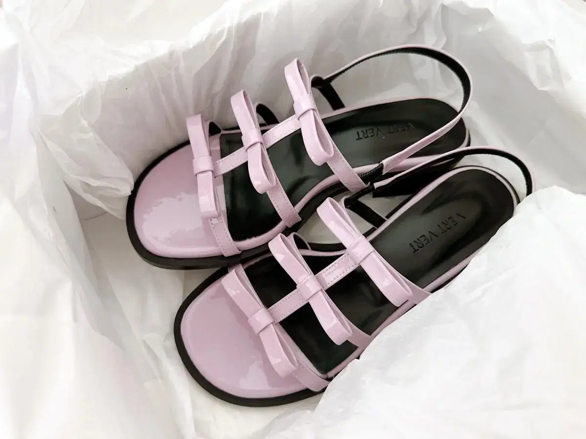 베르베르 vertvert 리본 샌들 ribbon strap sandal