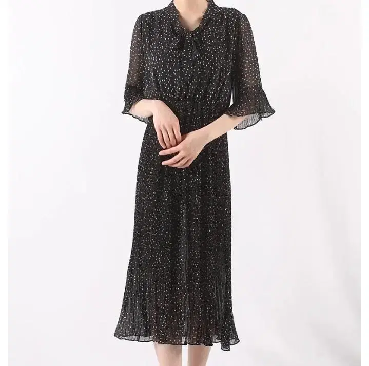 F203 Dot Ribbon Tie Pleated Dress (55-66)