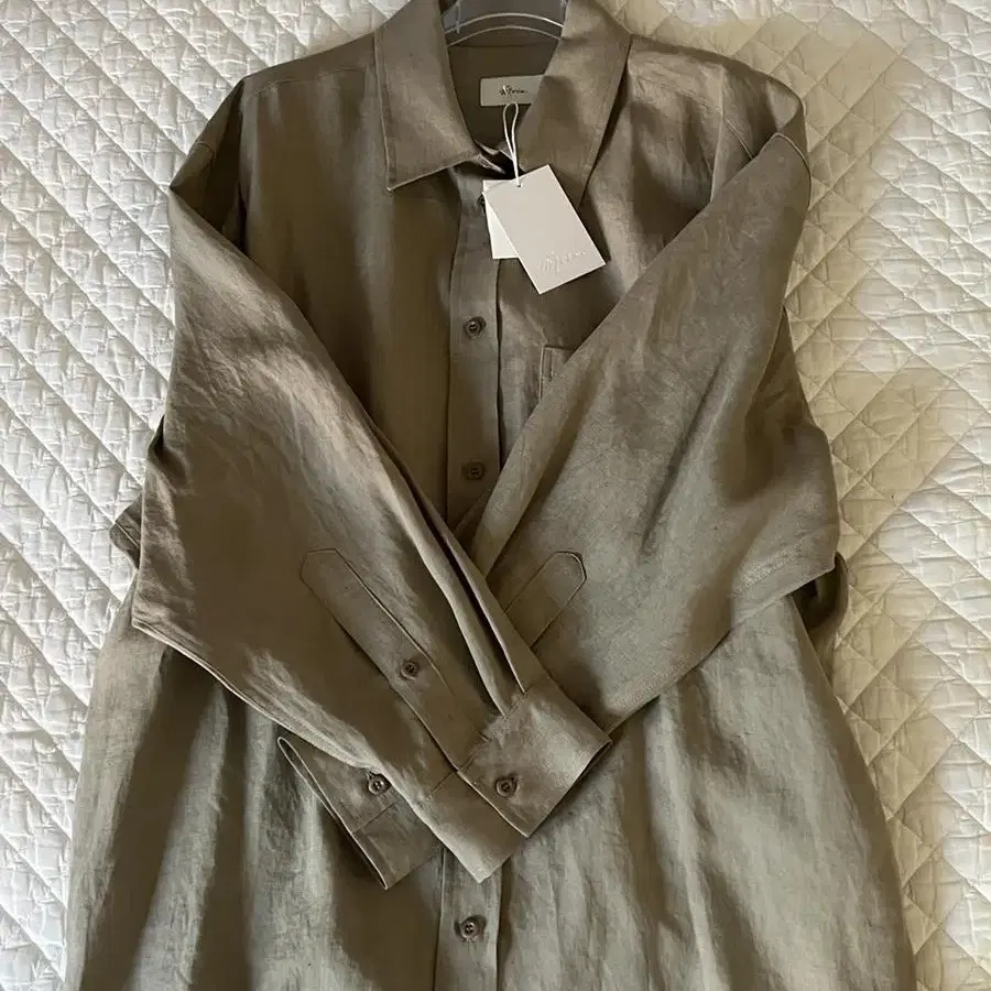 모이아 셔츠 moia box linen shirt (pale khaki)