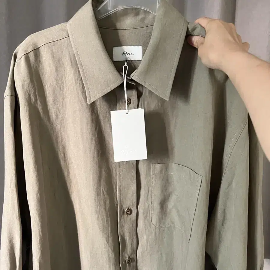 모이아 셔츠 moia box linen shirt (pale khaki)