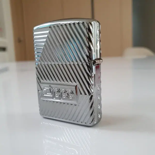 29672 ZIPPO BOLTS DESIGN 정품 미개봉 새 지포라이터