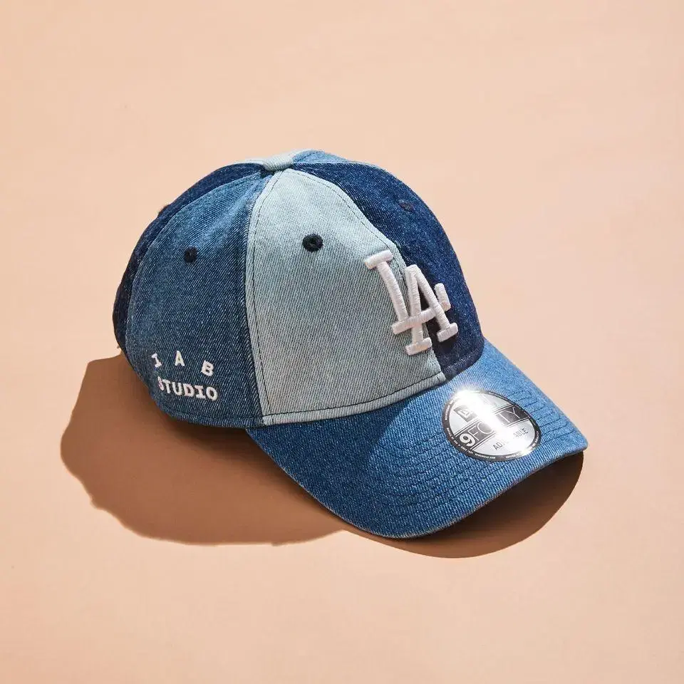 iab studio x new era 만추 데님 캡