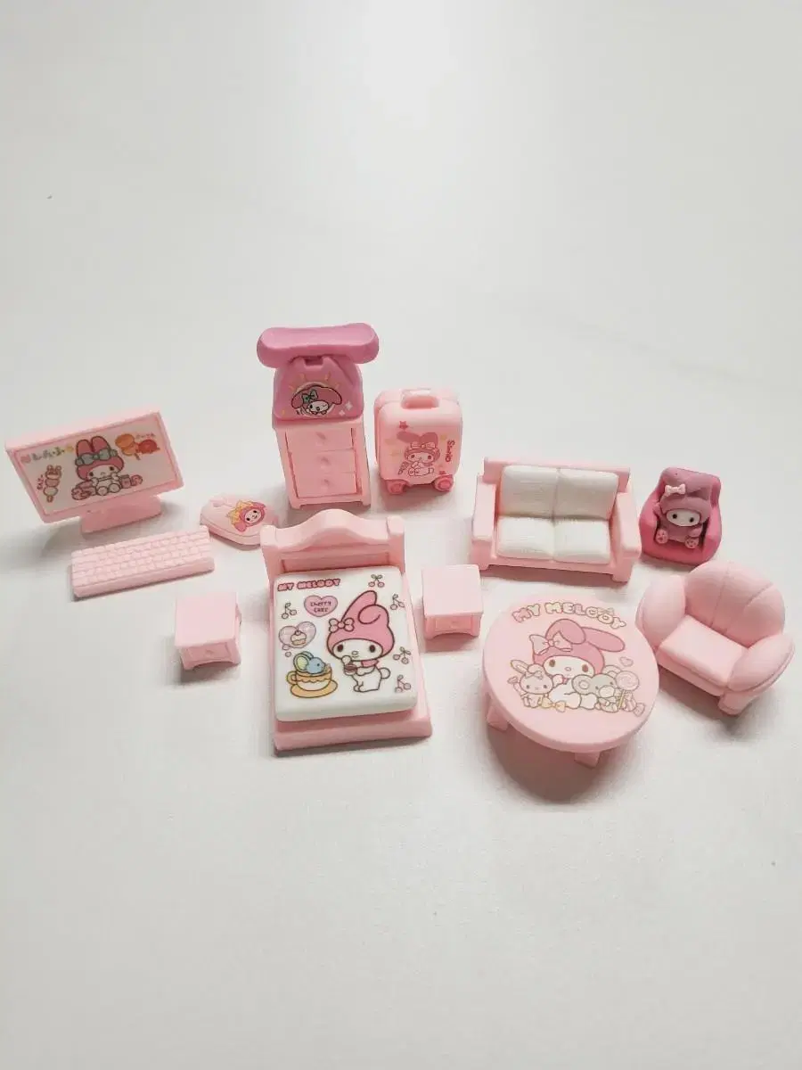 Brand new My Melody Lement full set of furniture.