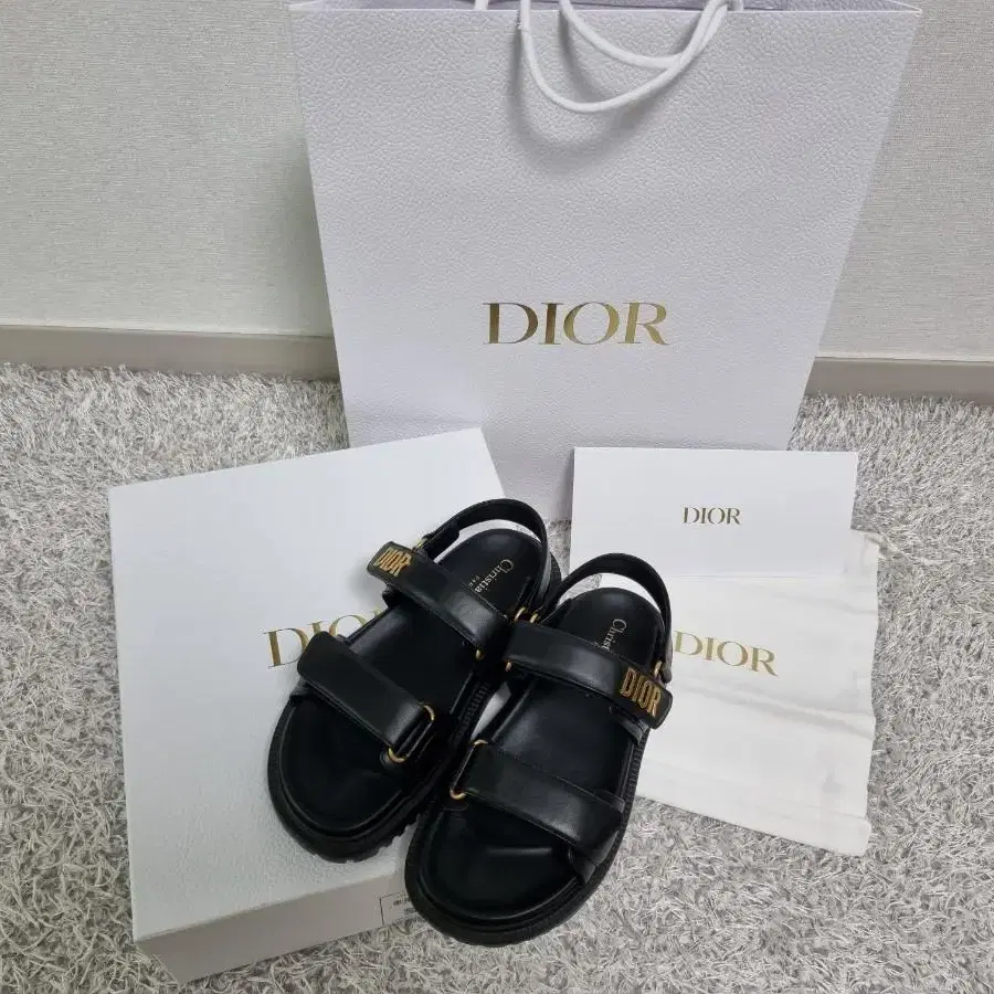 디올 Dior 샌들 백화점구입 새제품