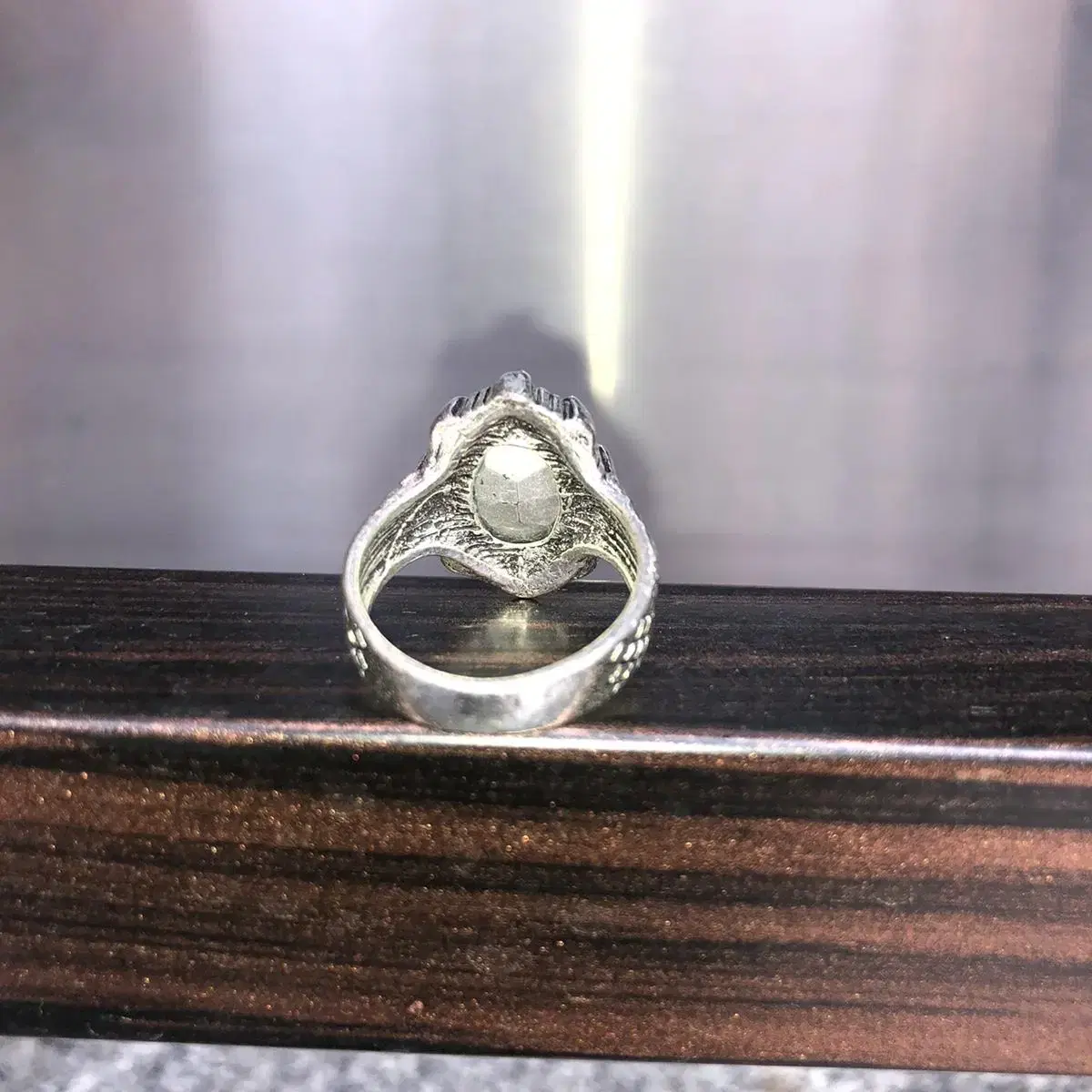 Vintage Snowman snake ring