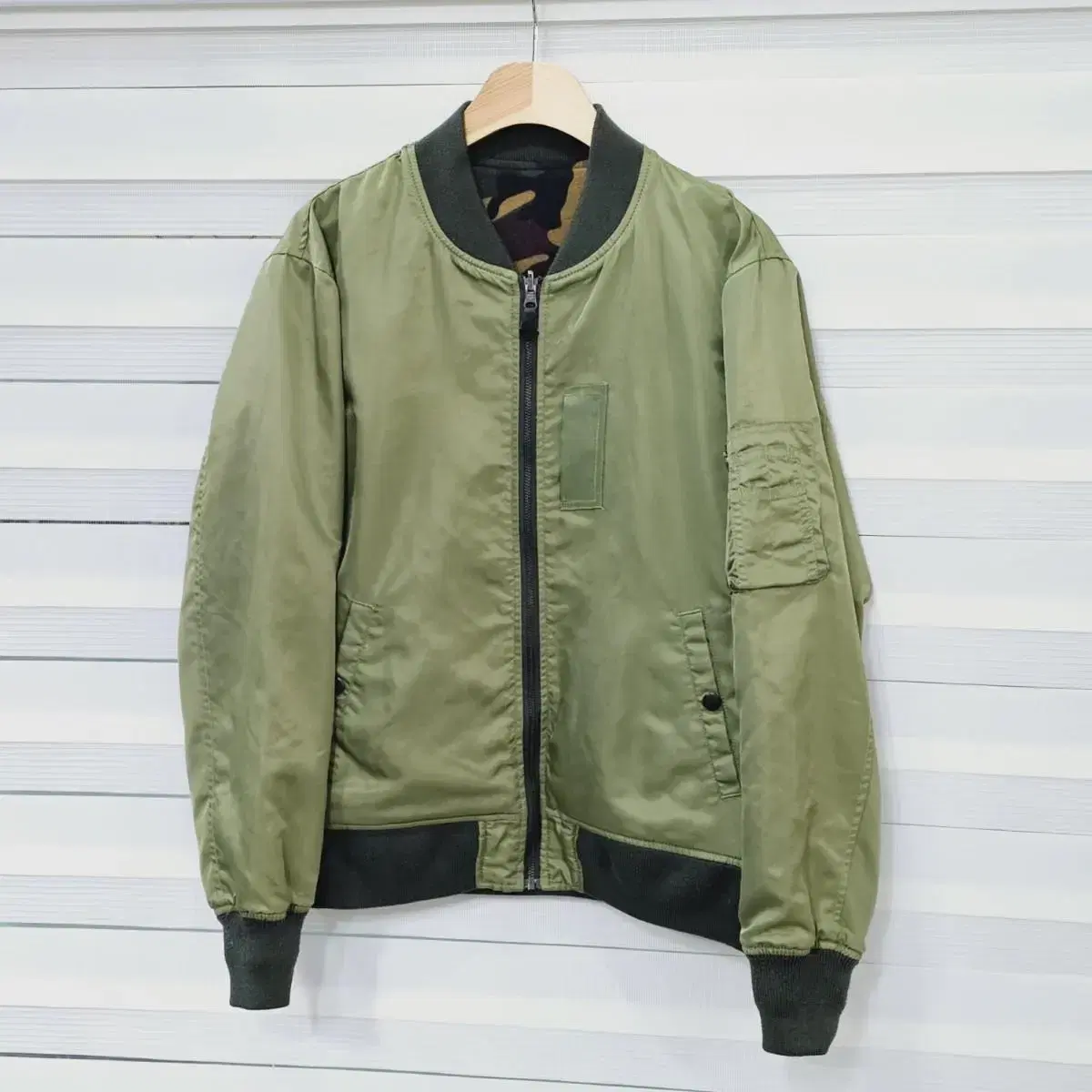 grn MA-1 Jacket - Size L