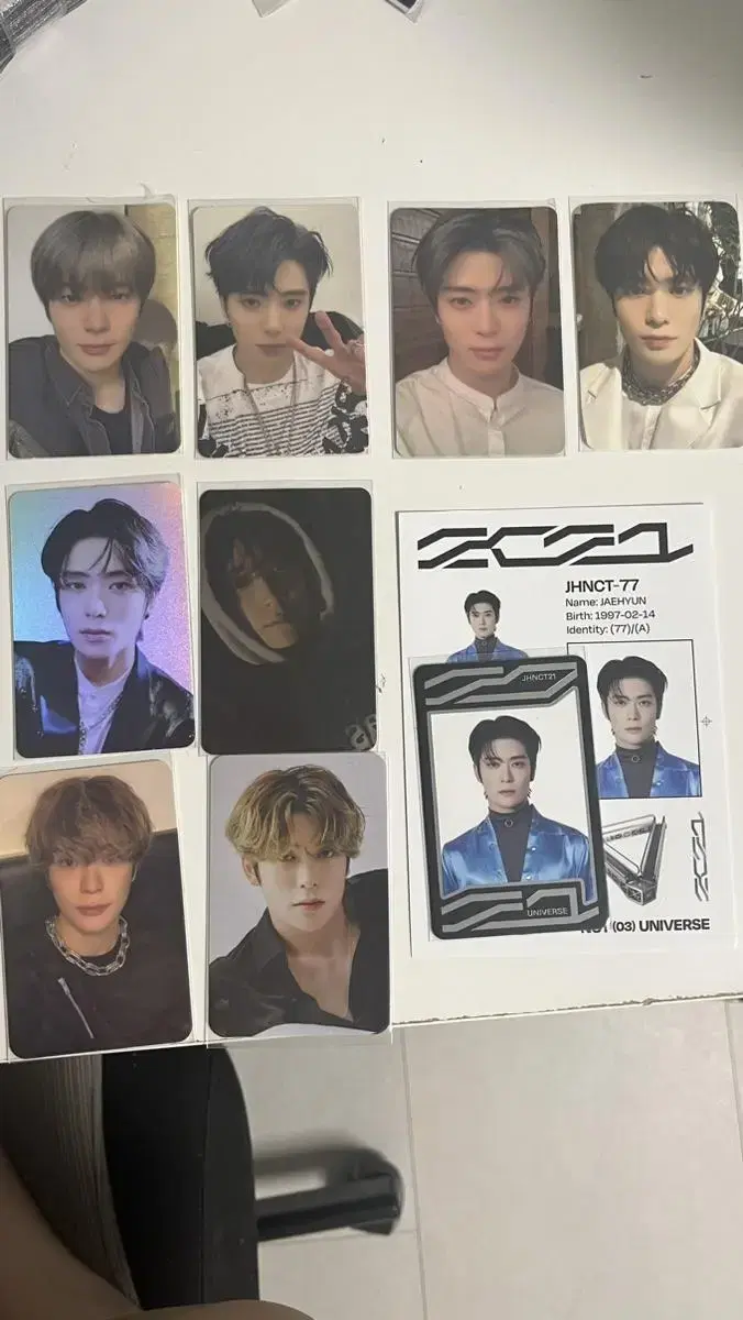 Jaehyun Jung sells photo cards bulk 