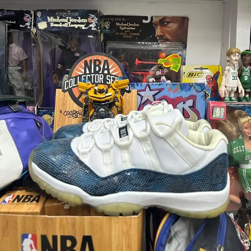 조던11 jordan 11 low navy snakeskin 2001