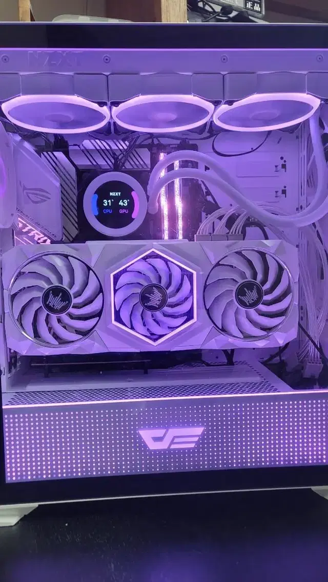 화이트 컨셉pc( 3080ti, z73 white, i7 11700)