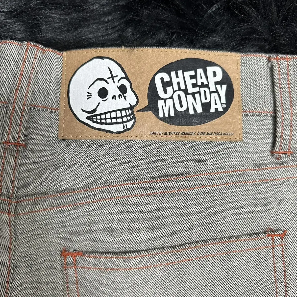 CHEAP MONDAY 그레이 데님팬츠