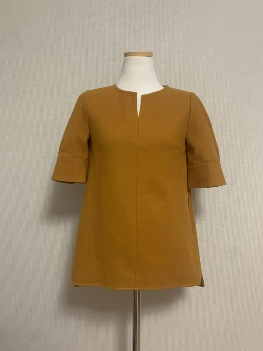 Valencian wool puff blouse for sale