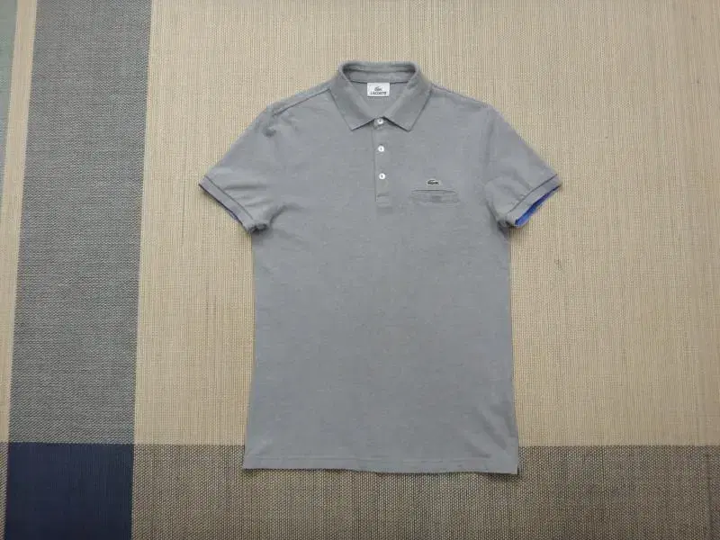 (95) Lacoste Men's Gray kara Short Sleeve T-Shirt